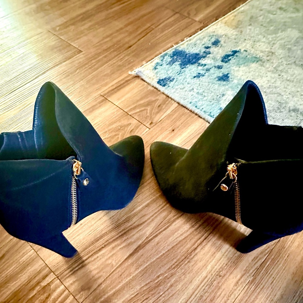Stuart Weitzman. Brand New . Never Worn